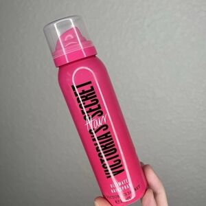 Victoria's Secret Ultimate Hairspray